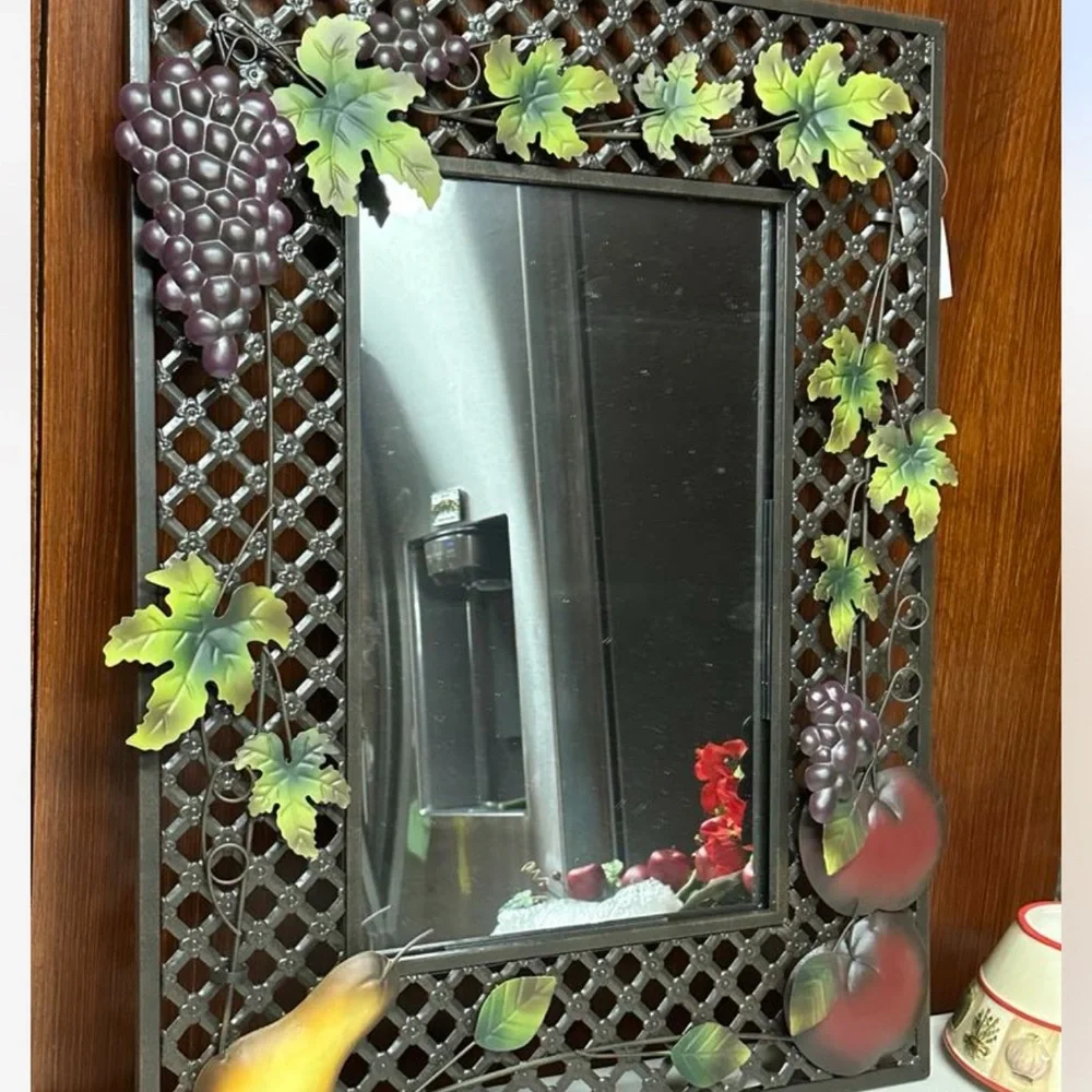 Sonoma Villa Decorative Fruit-Themed Wall Mirror